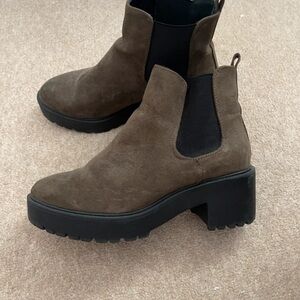 New Look Olive Brown Suede Chelsea Lug Booties